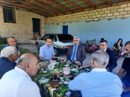 Yevlaxda şəhid ailəsinin nümayəndələri və qazilərlə görüş keçirilib.  