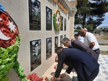 Yevlaxda şəhid ailəsinin nümayəndələri və qazilərlə görüş keçirilib.  