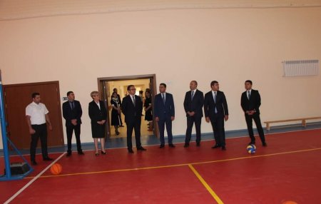 Heydər Əliyev Fondu tərəfindən Yevlax rayonunun Xanabad kəndində inşa edilmiş məktəb binası istifadəyə verilib Heydər Əliyev Fondu tərəfindən Yevlax rayonunun Xanabad kəndində inşa edilmiş məktəb binası istifadəyə verilib
