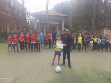 Yevlax rayon Uşaq Gənclər İdman Şahmat Məktəbində "8 Noyabr Zəfər Günü"nə həsr olunmuş şahmat və futbol birinciliyi keçirilib. Yevlax rayon Uşaq Gənclər İdman Şahmat Məktəbində "8 Noyabr Zəfər Günü"nə həsr olunmuş şahmat və futbol birinciliyi keçirilib.