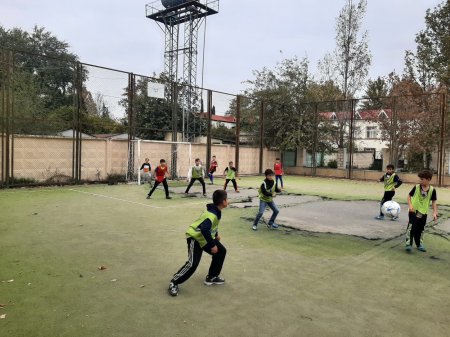 Yevlax rayon Uşaq Gənclər İdman Şahmat Məktəbində "8 Noyabr Zəfər Günü"nə həsr olunmuş şahmat və futbol birinciliyi keçirilib. Yevlax rayon Uşaq Gənclər İdman Şahmat Məktəbində "8 Noyabr Zəfər Günü"nə həsr olunmuş şahmat və futbol birinciliyi keçirilib.