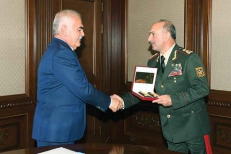 Tanınmış jurnalist Heydər Oğuz Naxçıvanda xidmət edən zabitlərin pozulmuş hüquqlarından danışdı! - Video