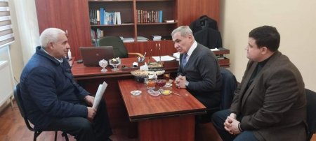 Milli Məclisin deputatı İlham Məmmədov Yevlaxda vətəndaşlarla görüş keçirib. 