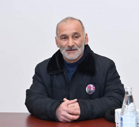 Elm və təhsil naziri Göyçayda vətəndaşları qəbul edib Elm və təhsil naziri Göyçayda vətəndaşları qəbul edib
