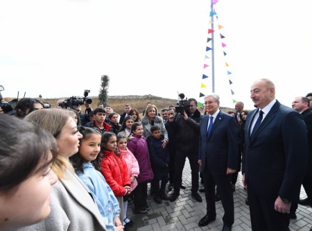 Azərbaycan və Qazaxıstan prezidentləri Füzulidə Kurmanqazı adına Uşaq Yaradıcılıq Mərkəzinin açılış mərasimində iştirak ediblər Azərbaycan və Qazaxıstan prezidentləri Füzulidə Kurmanqazı adına Uşaq Yaradıcılıq Mərkəzinin açılış mərasimində iştirak ediblər