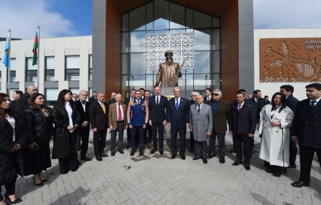 Azərbaycan və Qazaxıstan prezidentləri Füzulidə Kurmanqazı adına Uşaq Yaradıcılıq Mərkəzinin açılış mərasimində iştirak ediblər Azərbaycan və Qazaxıstan prezidentləri Füzulidə Kurmanqazı adına Uşaq Yaradıcılıq Mərkəzinin açılış mərasimində iştirak ediblər