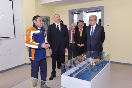 Azərbaycan və Qazaxıstan prezidentləri Füzulidə Kurmanqazı adına Uşaq Yaradıcılıq Mərkəzinin açılış mərasimində iştirak ediblər Azərbaycan və Qazaxıstan prezidentləri Füzulidə Kurmanqazı adına Uşaq Yaradıcılıq Mərkəzinin açılış mərasimində iştirak ediblər