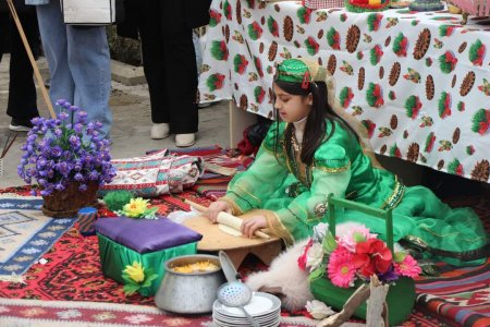 Yevlaxda "Novruz Bayramı"na həsr edilmiş geniş tədbir keçirilib. Yevlaxda "Novruz Bayramı"na həsr edilmiş geniş tədbir keçirilib.