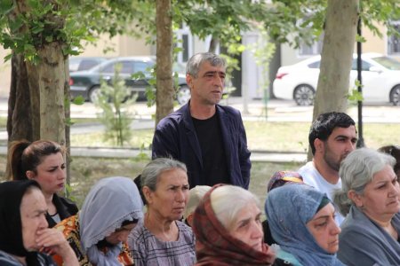 Şəhər İcra Hakimiyyətinin başçısı qəbul zamanı nələrdən danışıb? Səhifələrin izlənmə və bəyənilmə göstəriciləri yüksək olmalıdır... Şəhər İcra Hakimiyyətinin başçısı qəbul zamanı nələrdən danışıb? Səhifələrin izlənmə və bəyənilmə göstəriciləri yüksək olmalıdır...