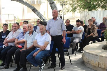 Şəhər İcra Hakimiyyətinin başçısı qəbul zamanı nələrdən danışıb? Səhifələrin izlənmə və bəyənilmə göstəriciləri yüksək olmalıdır... Şəhər İcra Hakimiyyətinin başçısı qəbul zamanı nələrdən danışıb? Səhifələrin izlənmə və bəyənilmə göstəriciləri yüksək olmalıdır...