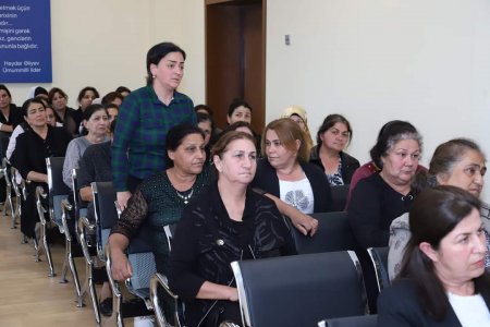 Təhsil İdarəsinin müdiri Ucar və Zərdabda müəllimlərlə görüşüb