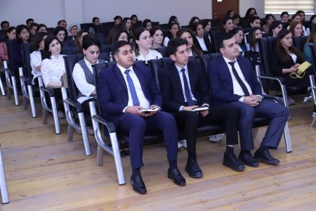 Təhsil İdarəsinin müdiri Ucar və Zərdabda müəllimlərlə görüşüb