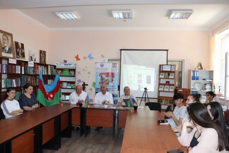 YYSİB E-Zəfərnamə Layihəsinin Üçüncü Tədbiri Binə Qəsəbəsindəki Mərkəzi Kitabxanada Baş Tutdu YYSİB E-Zəfərnamə Layihəsinin Üçüncü Tədbiri Binə Qəsəbəsindəki Mərkəzi Kitabxanada Baş Tutdu