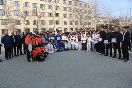 Yevlaxda 5 Mart-Bədən Tərbiyəsi və İdman Günü münasibətilə tədbir keçirilib Yevlaxda 5 Mart-Bədən Tərbiyəsi və İdman Günü münasibətilə tədbir keçirilib