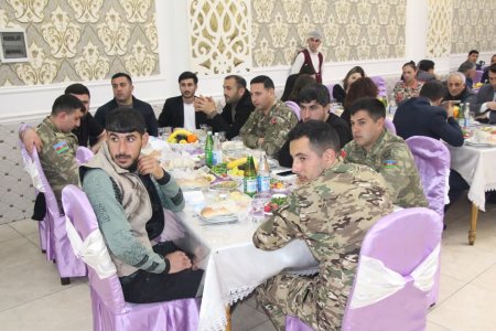 Yevlaxda Ramazan ayı münasibətilə iftar süfrəsi təşkil olunub