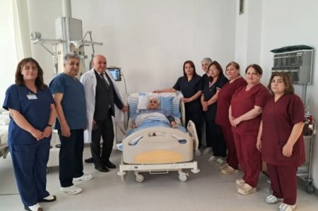 Yevlax Rayon Mərkəzi Xəstəxanasında 81 yaşlı xəstənin həyatı xilas olunub