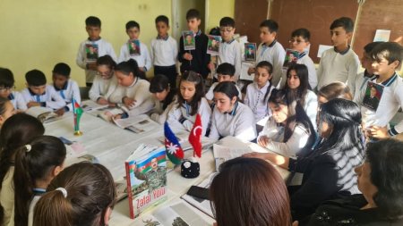 Yevlax rayon Malbinəsi kənd orta məktəbində Aprel döyüşləri ilə bağlı konfrans keçirilib