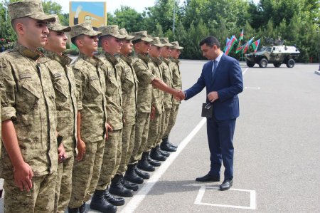 Yevlaxda 26 İyun-Azərbaycan Respublikasının Silahlı Qüvvələri Günü münasibətilə tədbir keçirilib. FOTOLAR Yevlaxda 26 İyun-Azərbaycan Respublikasının Silahlı Qüvvələri Günü münasibətilə tədbir keçirilib. FOTOLAR