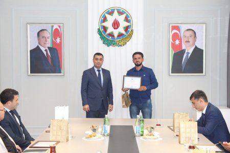 Yevlaxda milli mətbuatımızın yaranmasının 150 illiyi ilə bağlı tədbir keçirilib. -FOTOLAR