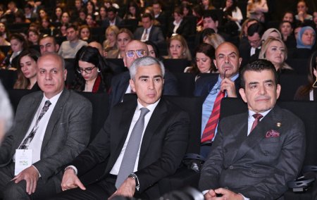 Leyla Əliyeva Sümeyye Erdoğan Bayraktarla bir arada - Fotolar Leyla Əliyeva Sümeyye Erdoğan Bayraktarla bir arada - Fotolar