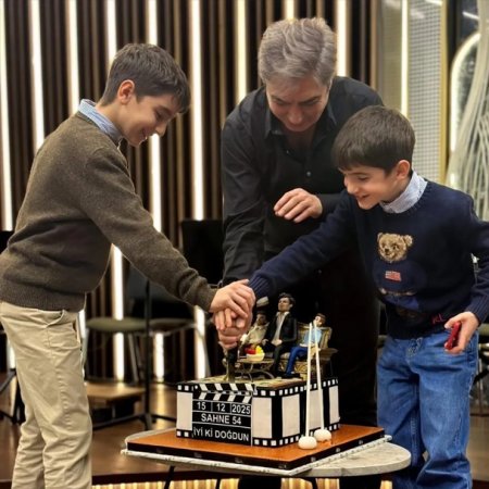 “Polat Alemdar” ad gününü belə qeyd etdi - Fotolar “Polat Alemdar” ad gününü belə qeyd etdi - Fotolar