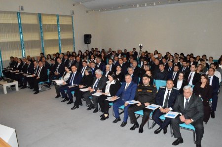 Naftalanda ötən ilin yekunları müzakirə olundu - Fotolar Naftalanda ötən ilin yekunları müzakirə olundu - Fotolar