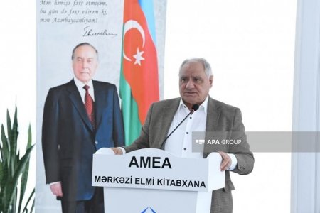 "Medianın dili elmi müzakirə müstəvisində" - Mətbuat Şurası və AMEA birgə toplantı keçirib "Medianın dili elmi müzakirə müstəvisində" - Mətbuat Şurası və AMEA birgə toplantı keçirib