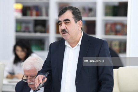 "Medianın dili elmi müzakirə müstəvisində" - Mətbuat Şurası və AMEA birgə toplantı keçirib "Medianın dili elmi müzakirə müstəvisində" - Mətbuat Şurası və AMEA birgə toplantı keçirib