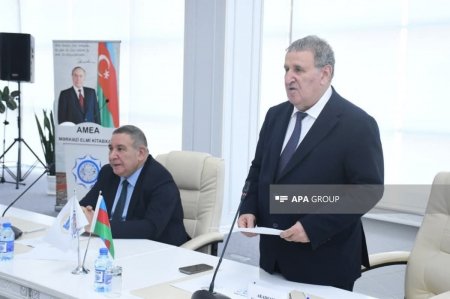 "Medianın dili elmi müzakirə müstəvisində" - Mətbuat Şurası və AMEA birgə toplantı keçirib "Medianın dili elmi müzakirə müstəvisində" - Mətbuat Şurası və AMEA birgə toplantı keçirib