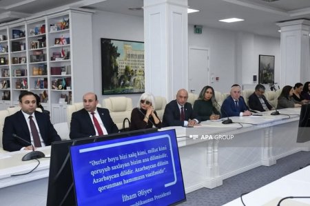 "Medianın dili elmi müzakirə müstəvisində" - Mətbuat Şurası və AMEA birgə toplantı keçirib "Medianın dili elmi müzakirə müstəvisində" - Mətbuat Şurası və AMEA birgə toplantı keçirib