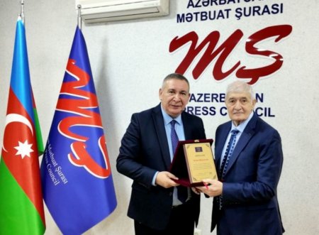 Mətbuat Şurasında Əməkdar jurnalist Rəhim Hüseynzadənin 75 illik yubileyi qeyd edilib