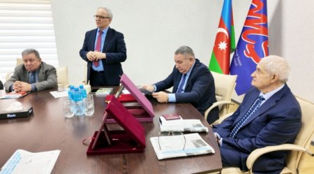 Mətbuat Şurasında Əməkdar jurnalist Rəhim Hüseynzadənin 75 illik yubileyi qeyd edilib