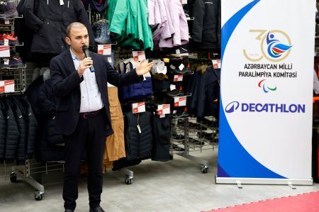 Paralimpiyaçılarımız “Decathlon”da ustad dərsi keçib - Fotolar Paralimpiyaçılarımız “Decathlon”da ustad dərsi keçib - Fotolar