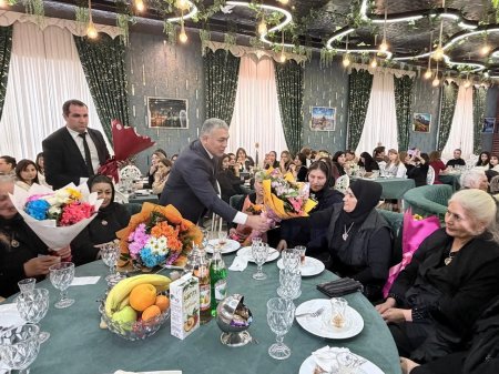 Yevlaxda 8 Mart – Beynəlxalq Qadınlar Gününə həsr olunmuş tədbir keçirilib