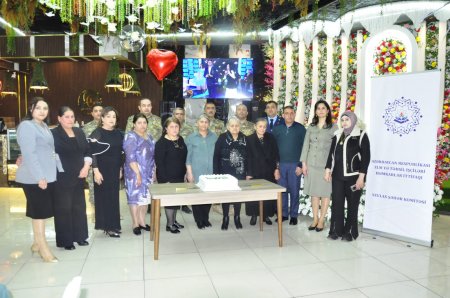 Yevlaxda şəhid ailələri, qazilər və veteranlar üçün iftar süfrəsi təşkil olunub Yevlaxda şəhid ailələri, qazilər və veteranlar üçün iftar süfrəsi təşkil olunub