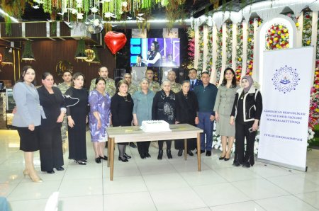Yevlaxda şəhid ailələri, qazilər və veteranlar üçün iftar süfrəsi təşkil olunub Yevlaxda şəhid ailələri, qazilər və veteranlar üçün iftar süfrəsi təşkil olunub