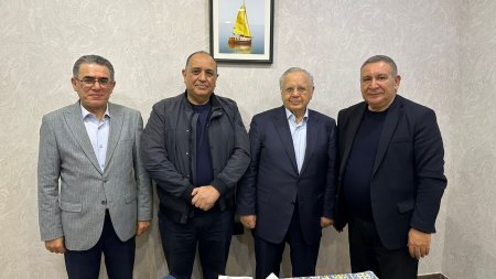 Professor Vilayət Quliyev “Azərbaycan milli mətbuatının 150 illiyi” yubiley medalı ilə təltif edib