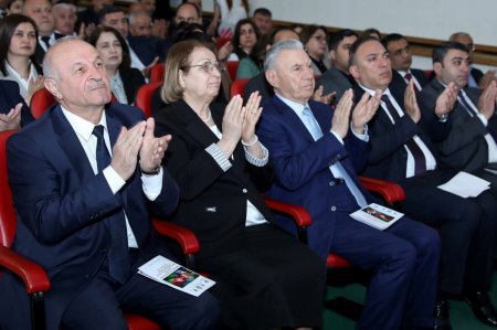 Müasir Azərbaycan dövlətinin memarı” mövzusunda konfrans keçirilib Müasir Azərbaycan dövlətinin memarı” mövzusunda konfrans keçirilib