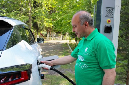 Mingəçevir Dövlət Universiteti yaşıl nəqliyyat və elektromobil infrastrukturunu genişləndirir: RiverSide Hotel ilə əməkdaşlıq haqqında Memorandum imzalanıb