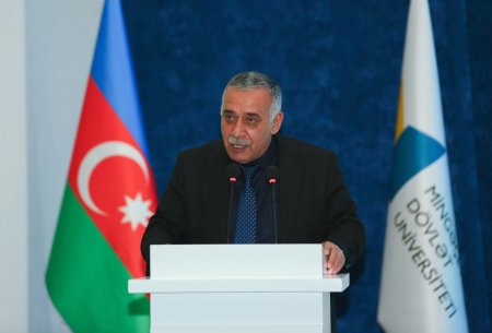 Mingəçevir Dövlət Universitetində “Dil, təhsil və tədqiqat sahəsində müasir problemlər” mövzusunda beynəlxalq konfrans keçirilib Mingəçevir Dövlət Universitetində “Dil, təhsil və tədqiqat sahəsində müasir problemlər” mövzusunda beynəlxalq konfrans keçirilib