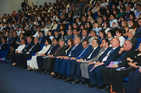 Mingəçevir Dövlət Universitetində “Dil, təhsil və tədqiqat sahəsində müasir problemlər” mövzusunda beynəlxalq konfrans keçirilib Mingəçevir Dövlət Universitetində “Dil, təhsil və tədqiqat sahəsində müasir problemlər” mövzusunda beynəlxalq konfrans keçirilib