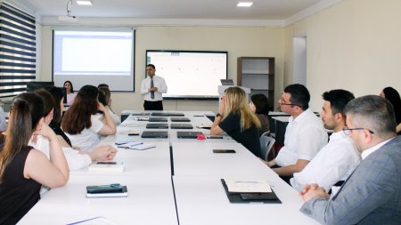 Mingəçevir Dövlət Universitetində Elektron Sənəd Dövriyyəsi Sisteminə tam keçid təmin edilib: Əməkdaşlara praktiki təlimlər keçirilib Mingəçevir Dövlət Universitetində Elektron Sənəd Dövriyyəsi Sisteminə tam keçid təmin edilib: Əməkdaşlara praktiki təlimlər keçirilib