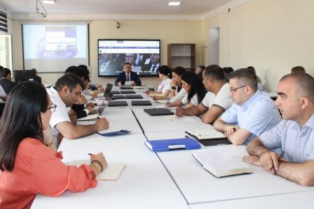 Mingəçevir Dövlət Universitetində struktur bölmə rəhbərləri və əməkdaşlarla görüş keçirilib. FOTOLAR Mingəçevir Dövlət Universitetində struktur bölmə rəhbərləri və əməkdaşlarla görüş keçirilib. FOTOLAR