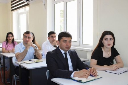 Mingəçevir Dövlət Universitetində struktur bölmə rəhbərləri və əməkdaşlarla görüş keçirilib. FOTOLAR Mingəçevir Dövlət Universitetində struktur bölmə rəhbərləri və əməkdaşlarla görüş keçirilib. FOTOLAR