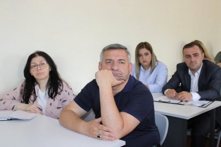 Mingəçevir Dövlət Universitetində struktur bölmə rəhbərləri və əməkdaşlarla görüş keçirilib. FOTOLAR Mingəçevir Dövlət Universitetində struktur bölmə rəhbərləri və əməkdaşlarla görüş keçirilib. FOTOLAR
