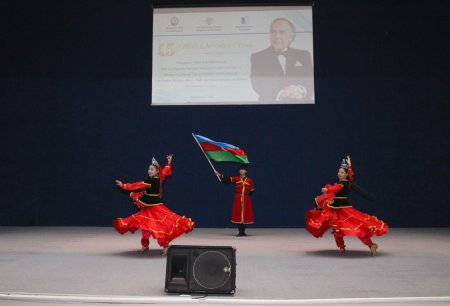 Milli Qurtuluşdan müasir zəfərlərə: Mingəçevirdə Ulu Öndər Heydər Əliyevin siyasi irsinə həsr olunan konfrans keçirilib
