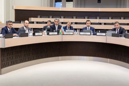 ADY rəhbərliyi Rusiya və İranla dəmir yolu sahəsində əməkdaşlığın inkişafını müzakirə edib